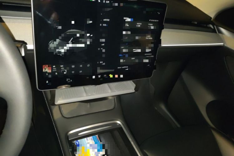 Used Tesla Model Y 2024 Long-Range All-Wheel-Drive Version