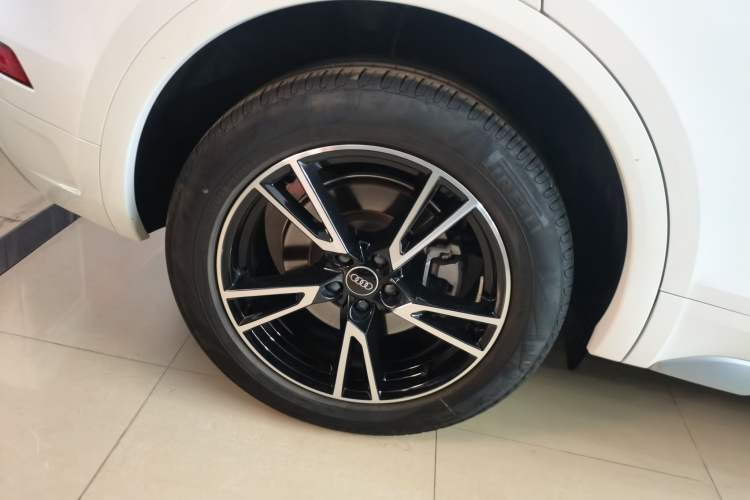 Used Audi Q5L 2022 40T Fashionable and Dynamic Model