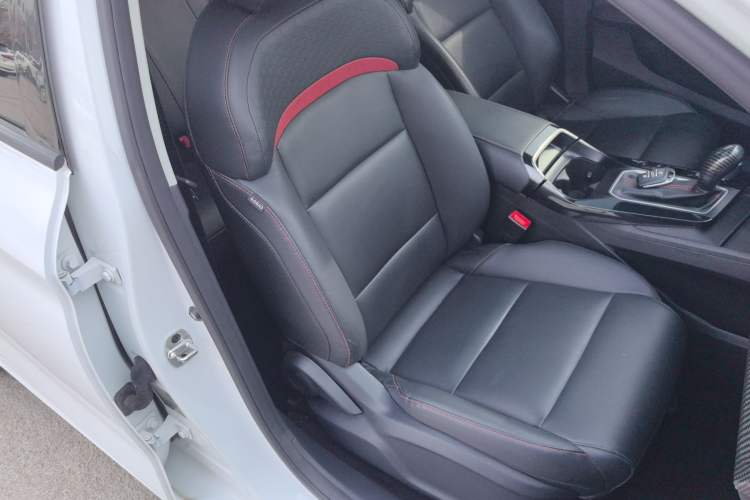 Used MG 5 2021 Revised Version 180 DVVT CVT Youth Luxury Edition
