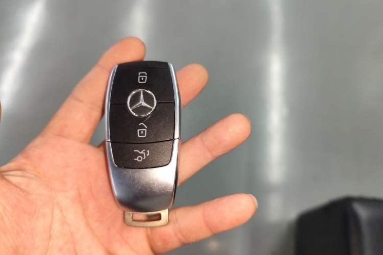 Used Mercedes-Benz GLC 2020 Facelift GLC 260 L 4MATIC Luxury Edition
