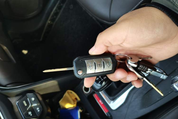 Used GAC Trumpchi GS4 2017 235T Manual Two-Wheel Drive Luxury Edition
