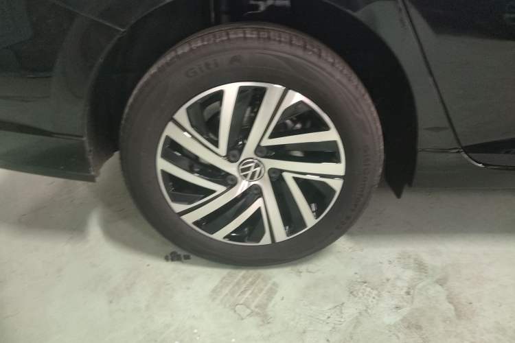 Used Volkswagen Lavida 2024 300TSI DSG Starry Sky Leading Edition
