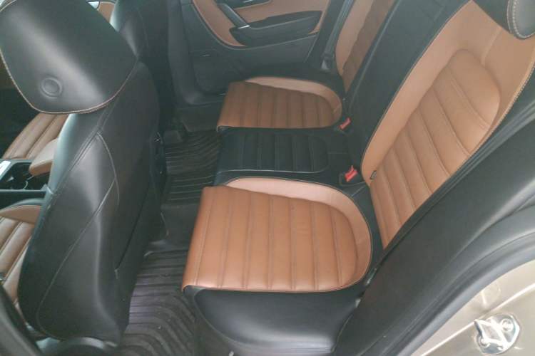 Used Volkswagen FAW-Volkswagen CC 2016 2.0 TSI Luxury Model
