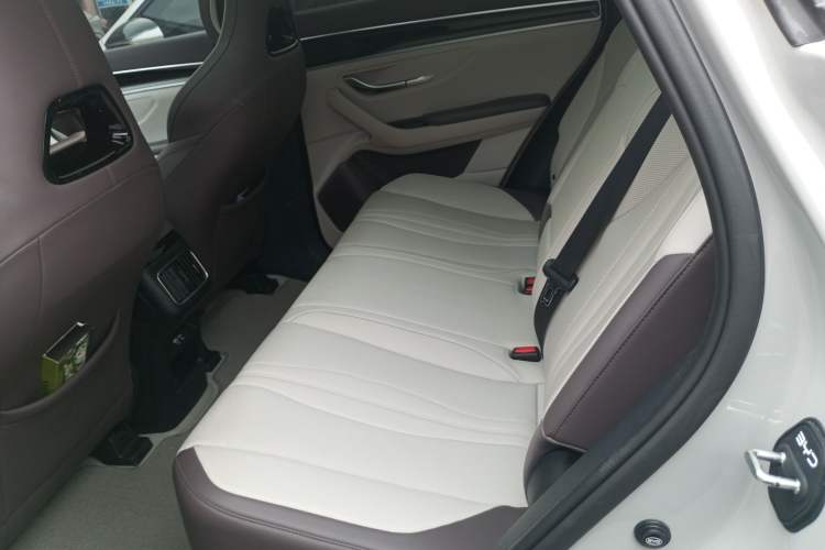 Used BYD Song PLUS New Energy 2025 DM-i 160KM Flagship Model
