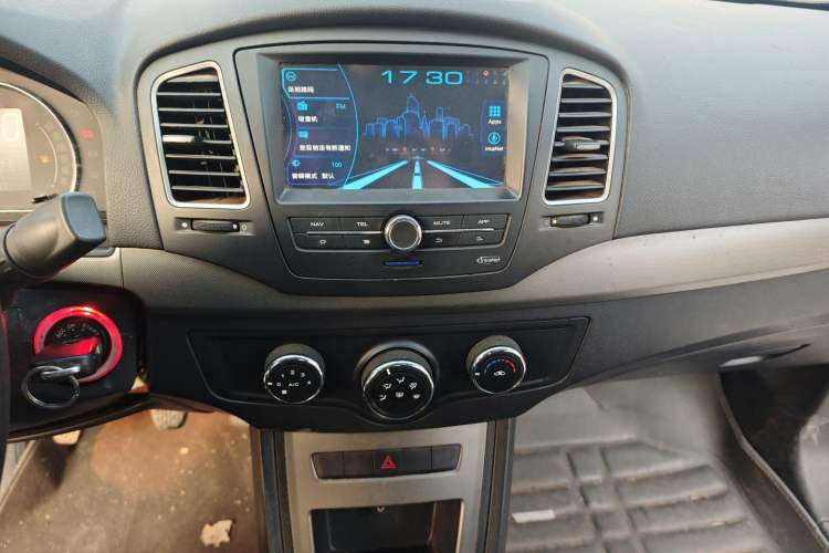 Used Roewe 350 2014 1.5L Manual Swift Edition