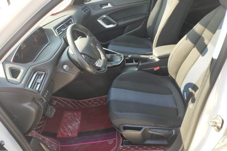 Used Peugeot 308 2018 1.6L Automatic Luxury Edition
