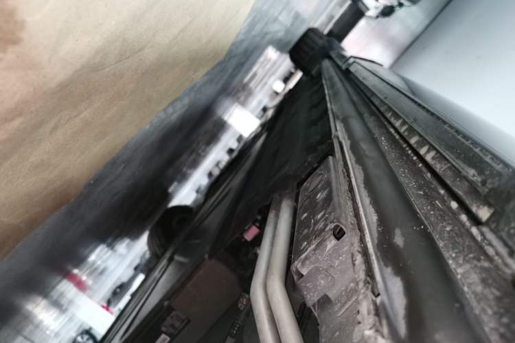 Used Denza D9 2023 DM-i 965 Luxury Model
