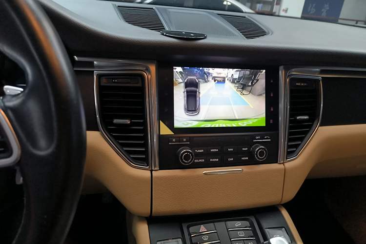 Used Porsche Macan 2017 Macan 2.0T
