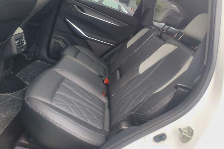 Used Changan CS75 PLUS 2024 3rd Generation Champion Edition 2.0T Intelligent Drive Performance Model
