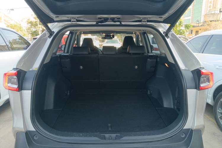 Used Toyota Wildlander 2021 2.0L CVT 4x4 Luxury Edition
