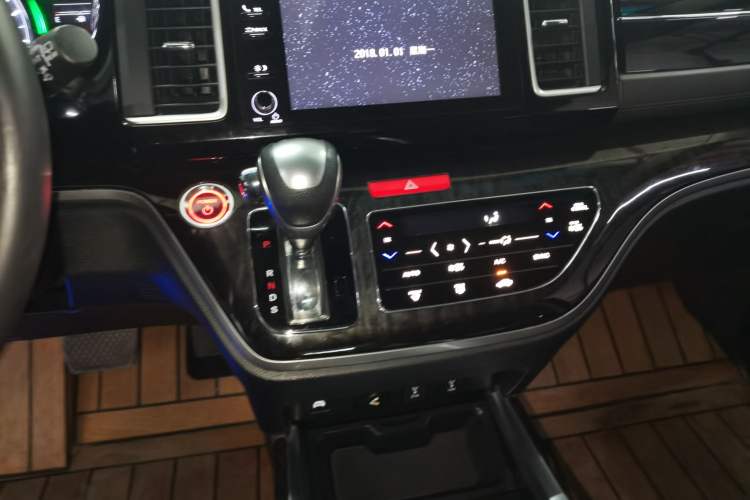 Used Honda Elysion 2019 2.0L Hybrid Luxury Edition