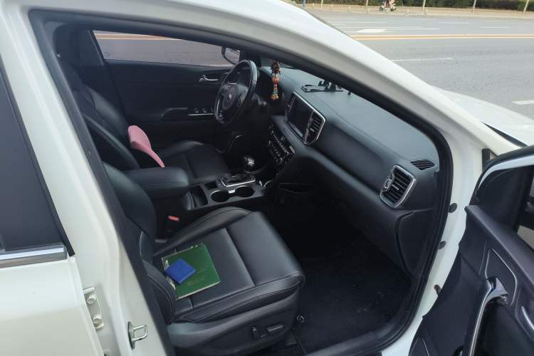 Used Kia KX5 2016 1.6T Automatic Two-Wheel Drive DLX
