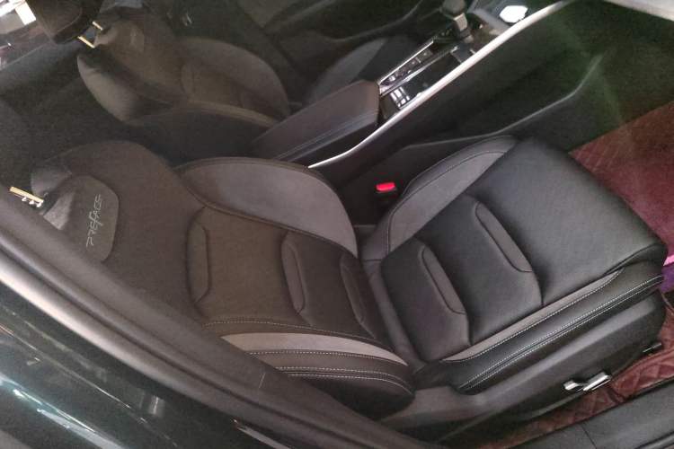 Used Geely Auto Preface 2023 2.0TD "Only This Verdant Green" Edition
