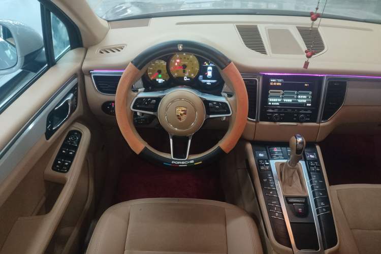 Used Porsche Macan 2014 Macan 2.0T
