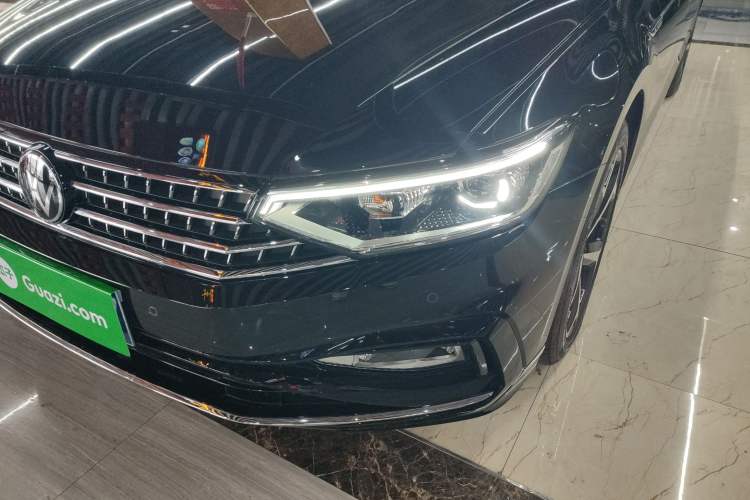 Used Volkswagen Magotan 2023 2 Million Units Commemorative Edition 330TSI DSG Luxury Version