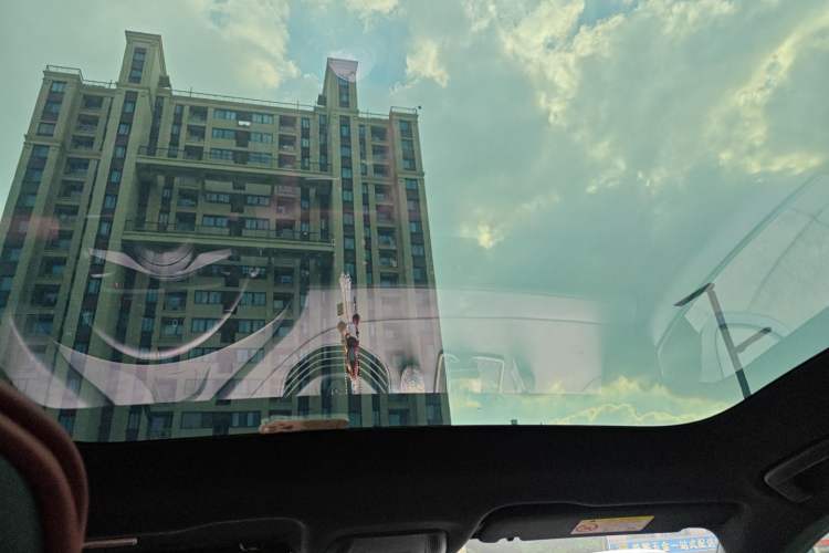 Used Porsche Taycan 2022-Year Updated Taycan
