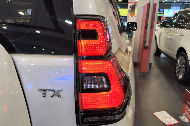 Used Toyota Prado 2018 3.5L Automatic TX-L with Rear-Mounted Spare Tire