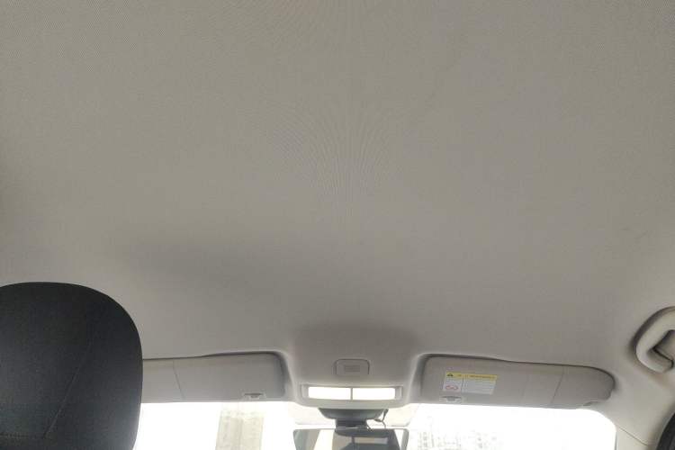 Used Roewe i5 2023 1.5L Manual Comfort Edition
