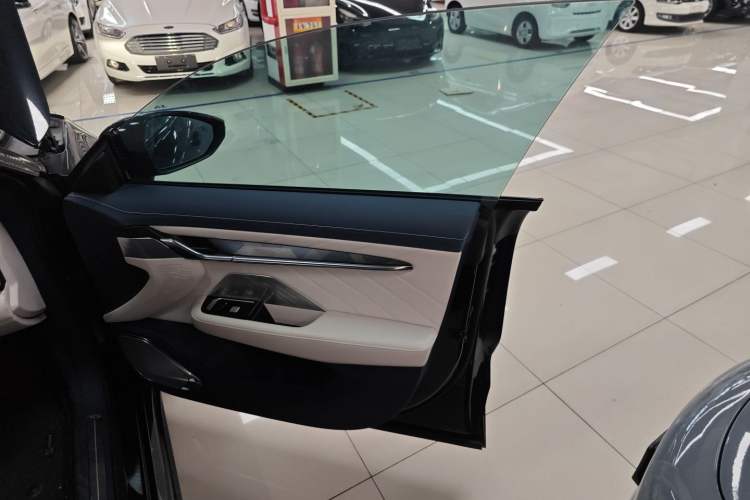 Used Zeekr 001 2023 WE Edition 86 kWh