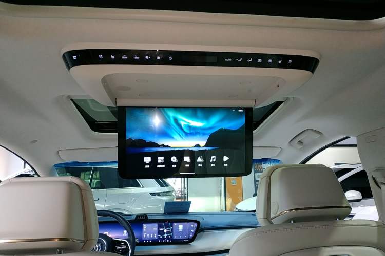 Used Buick GL8 New Energy 2024 Lu Zun Luxury Edition 7-Seater
