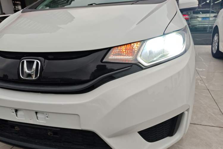 Used Honda Fit 2016 1.5L LXS CVT Comfort Sunroof Version
