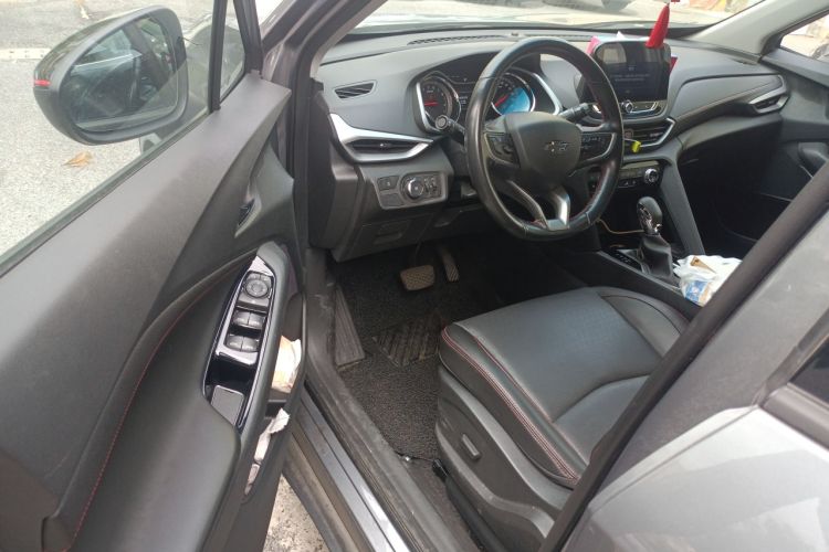 Used Chevrolet Orlando 2018 Redline 530T Automatic Zhaoxiang Edition (5+2 Seating) – China V Standard
