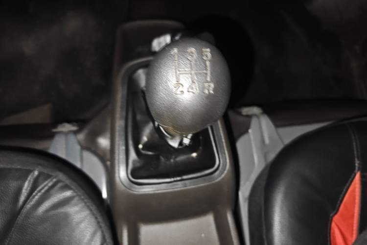 Used Wuling Rongguang S 2021 1.2L Base Model 7-Seater LSI
