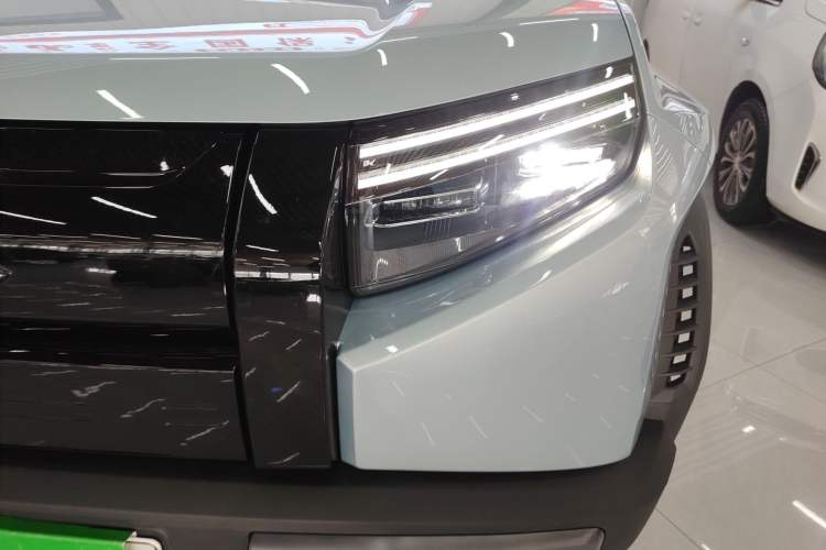 Used  Titanium 3 2025 501 km Range Rear-Wheel Drive Intelligent Driving Max Edition
