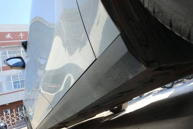 Used  L6 2023 125km MAX
