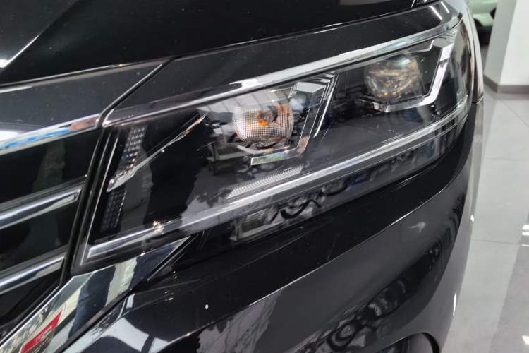 Used Volkswagen Passat 2021 280TSI Business Edition
