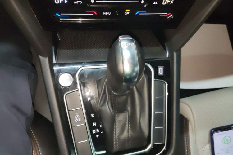 Used Volkswagen Magotan 2023 2 Million Units Commemorative Edition 330TSI DSG Luxury Version
