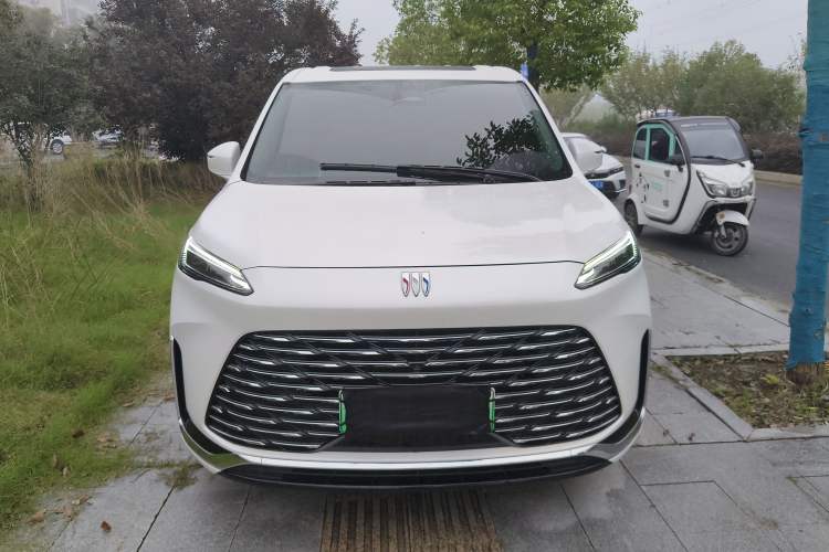 Used Buick GL8 New Energy 2025 Lu Shang Smart Enjoyment Edition 7-Seater
