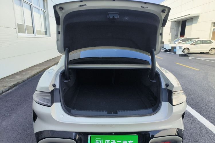 Used  SU7 2024 Rear-Drive Ultra-Long Range Advanced Pro-Level Intelligent Driving Version
