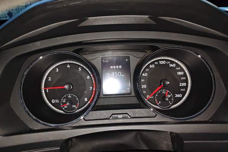 Used Volkswagen Tiguan L 2019 330TSI Automatic Two-Wheel Drive Luxury Edition China VI Standard
