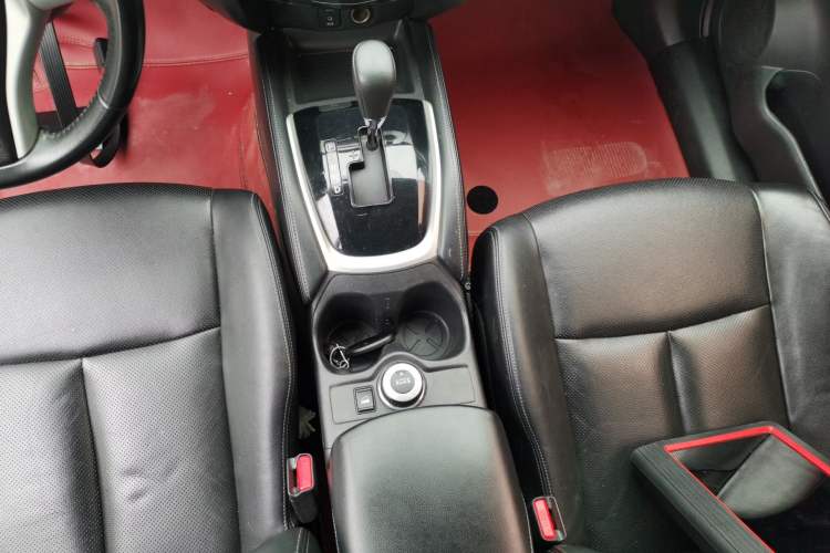 Used Nissan X-Trail 2016 2.0L CVT Smart Enjoyment Version 4WD