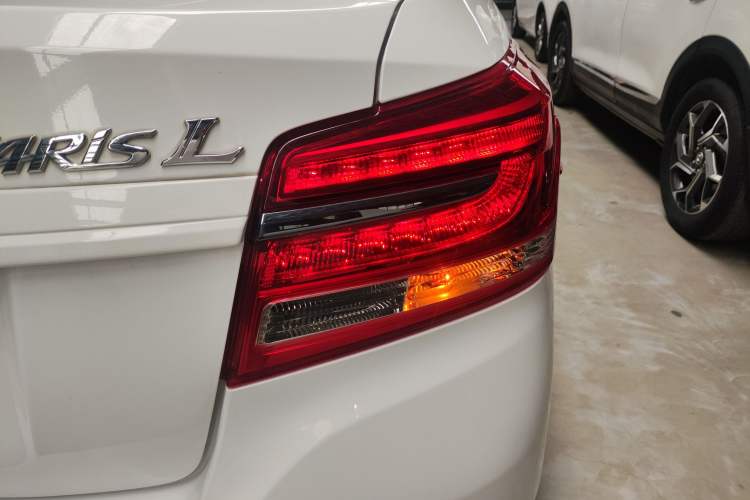 Used Toyota YARiS L 2019 1.5E CVT Dynamic Edition China VI compliant