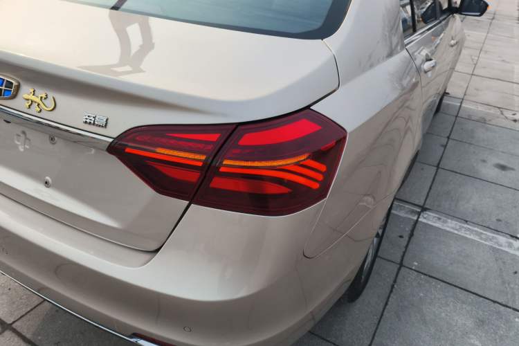 Used Geely Auto Emgrand 2018 1.5L CVT Upward Connect Edition

