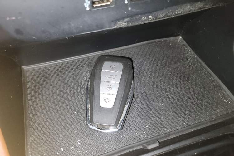 Used Geely Auto Vision X6 2021 PRO 1.4T Automatic Prestige Model
