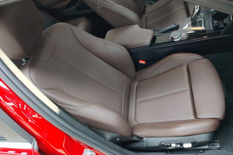 TDK.VehicleDetails.img