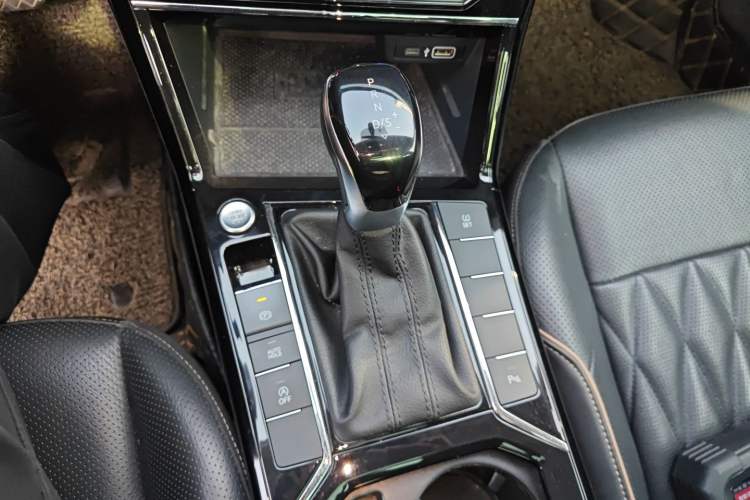 Used Volkswagen Passat 2021 330TSI Luxury Edition