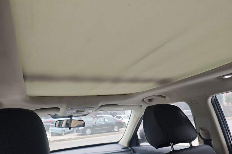 Used Geely Auto Emgrand X7 Sport 2018 1.8TD Automatic Two-Wheel Drive Zhiya Model
