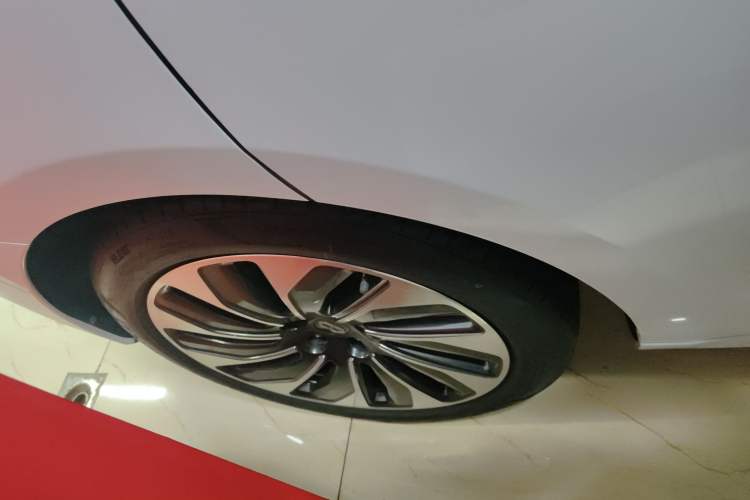 Used Hima AITO M5 2022 Extended-Range Four-Wheel Drive Performance Version
