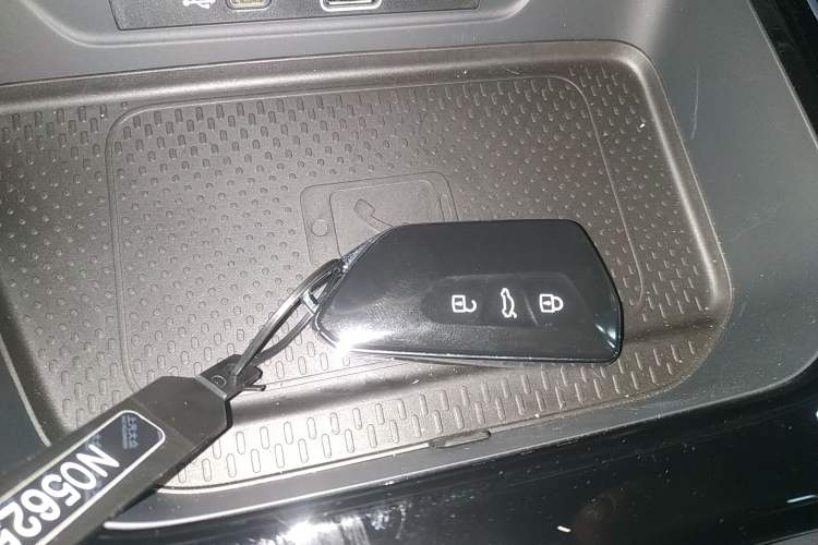 Used Volkswagen Lamando 2025 Lavida L 280TSI DSG Cool & Spicy Edition
