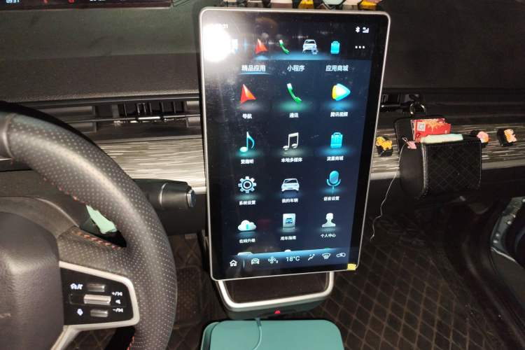 Used NETA V 2022 Chao 300 Lite Lithium Iron Phosphate
