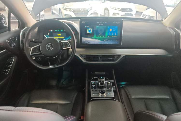 Used BYD Tang New Energy 2019 DM 2.0T All-Wheel Drive Smart Connectivity Enjoyment Model 7 Seats China VI Standard