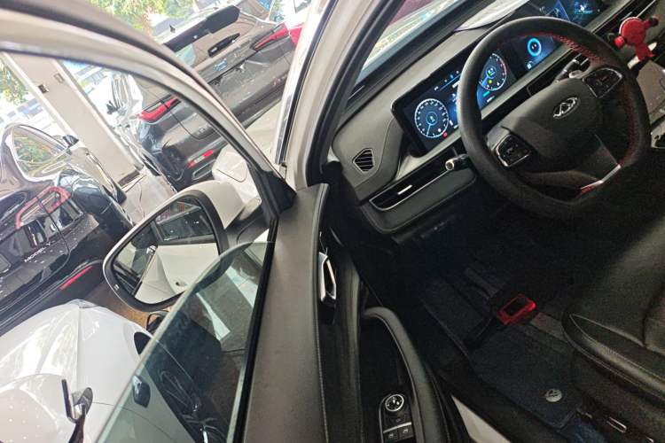 Used Chery Tiggo 8 PLUS 2022 Kunpeng Edition 390TGDI DCT Passion Plus