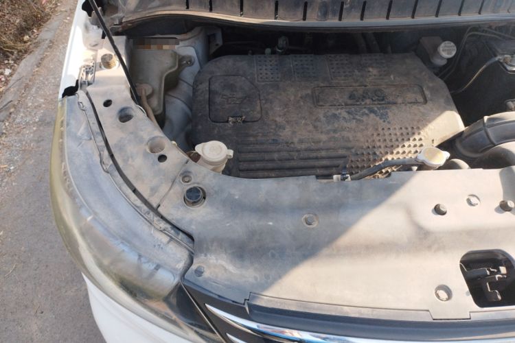 Used FORTHING Joyear X5 2015 1.6L Manual Luxury Model
