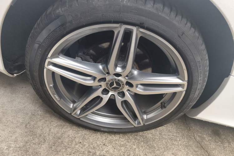 Used Mercedes-Benz E-Class 2017 E 200 4MATIC Coupe
