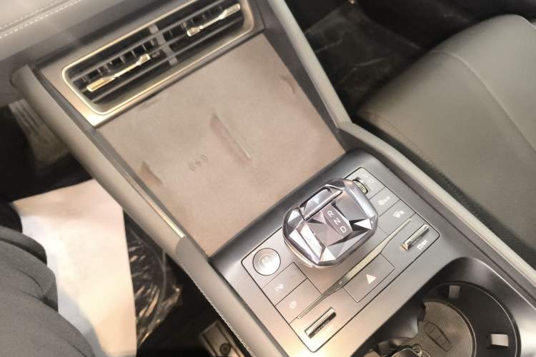 Used BYD Qin L 2025 DM-i Smart Drive 120KM Superior Model
