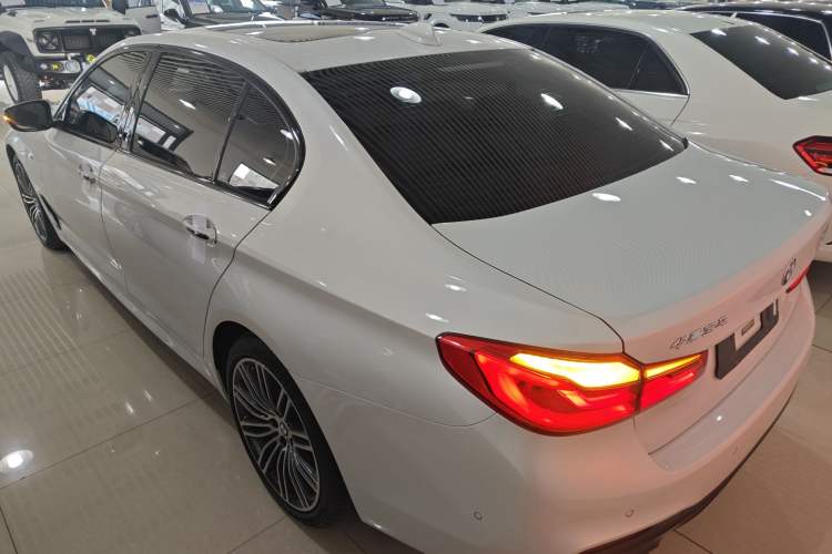Used BMW 5 Series 2018 Restyled 530Li Luxury Edition M Sport Package
